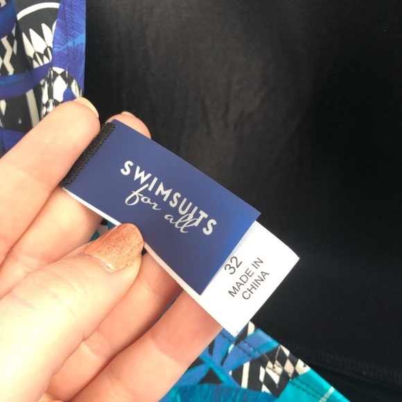 SWIMSUITS FOR ALL One Piece Swimsuit Floral Print Flattering 32 Plus Size Swim - Picture 9 of 11